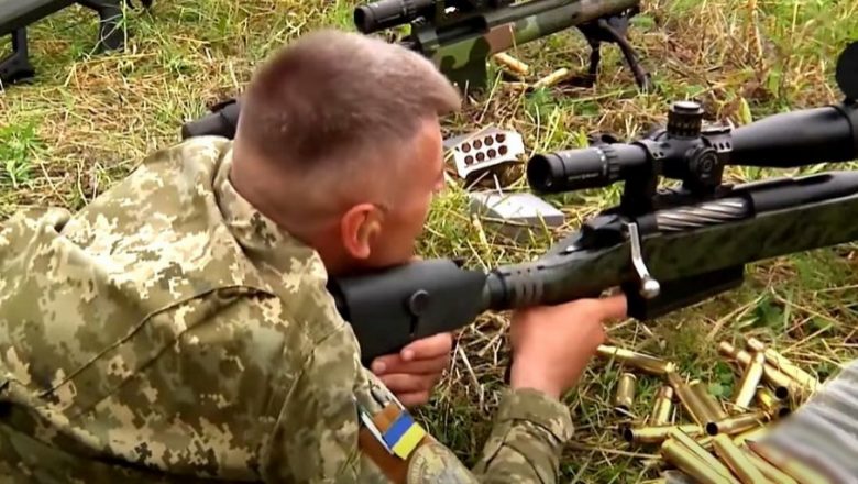 УКРАЈИНЦИ ОДБИЛИ РУСКУ ПОНУДУ: Ништа од повлачења из Мариупоља, борбе се настављају