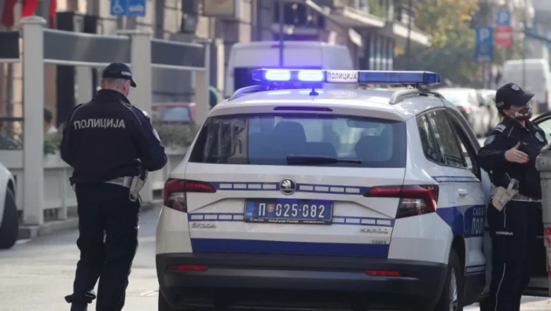 УЖАС НА ВАСКРС Марко загрлио супругу, узео бомбу, изашао у двориште и разнео се!