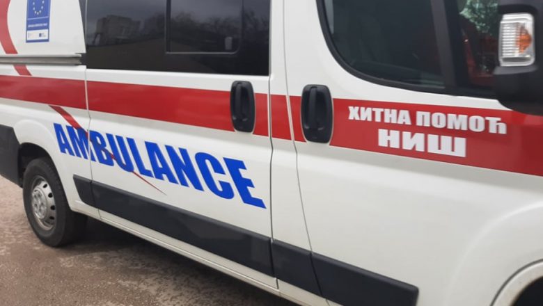 Шесторо средњошколаца отровало се пљескавицама