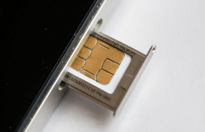 НОВА ОПЦИЈА стиже ускоро на СВЕ ТЕЛЕФОНЕ: Два броја на једној СИМ картици!