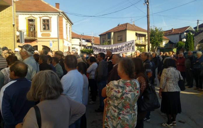 Полиција у Куршумлији спречила блокаду Општине, нова окупљања за 7 дана